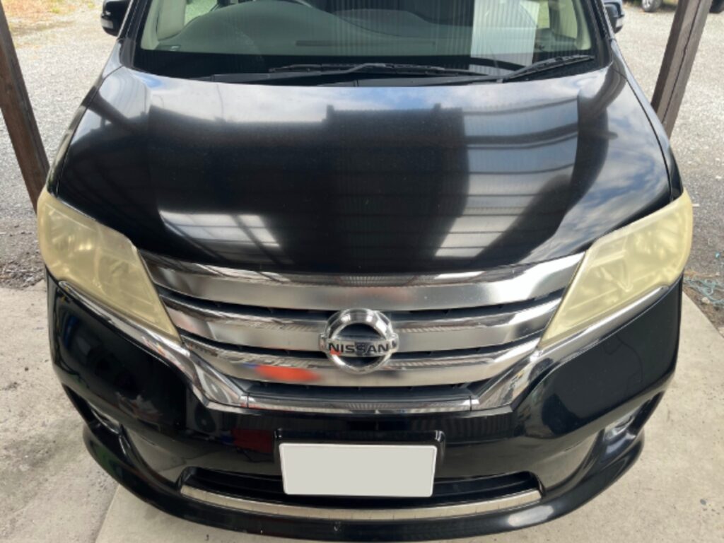 黄ばんだヘッドライト